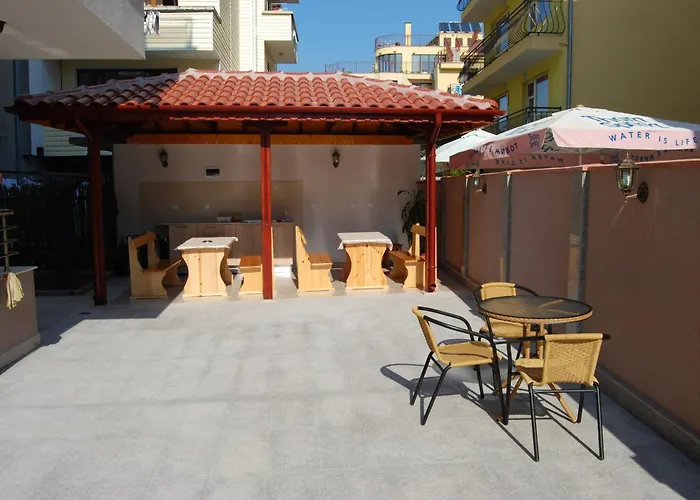 Guest house Donchevi 3*