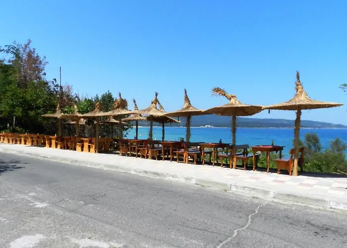 Donchevi Guest house 3*